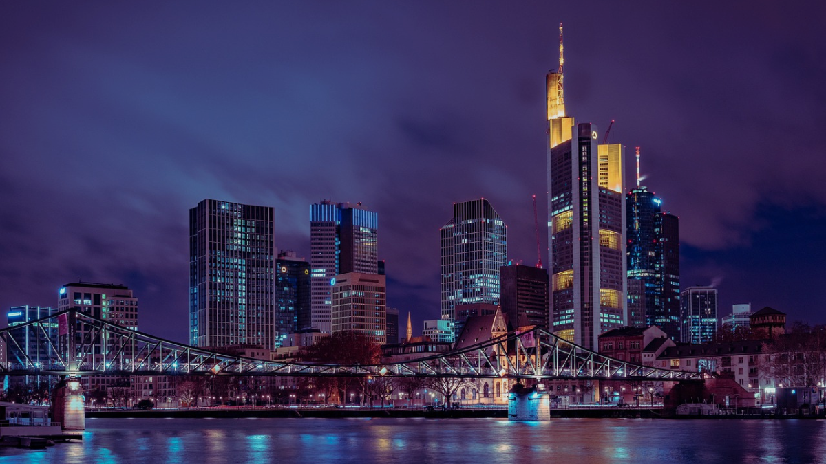 Mit dem Boot von Mainz nach Frankfurt